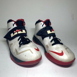 Nike Boys Lebron James Soldier 7 Basketball Shoes